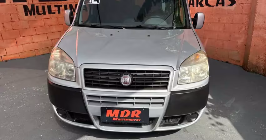 Fiat Doblò Essence 1.8 7L (Flex) GNV