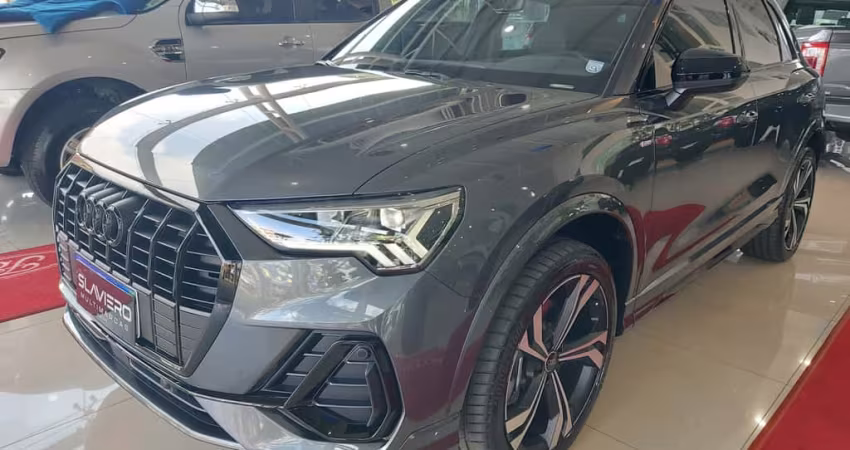 AUDI Q3 Perf. Black.Plus 2.0 TFSI Tip. Quat.