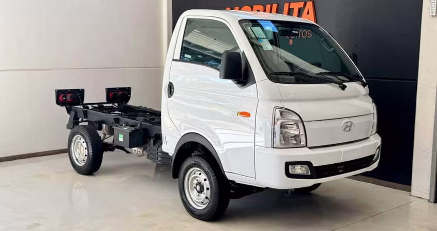 Hyundai HR 2.5 4x4 - Branca - 2024/2025