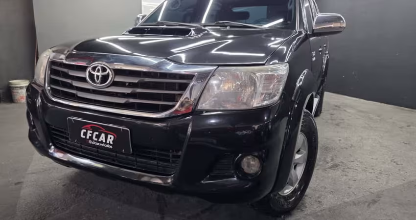 TOYOTA HILUX 3.0 SRV 4X4 CD 8V TURBO 4P