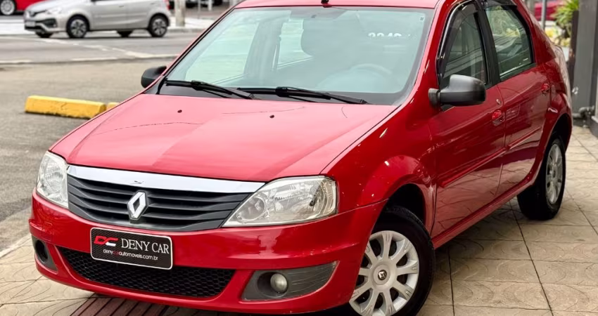 Logan Expression 1.0l - Baixa quilometragem
