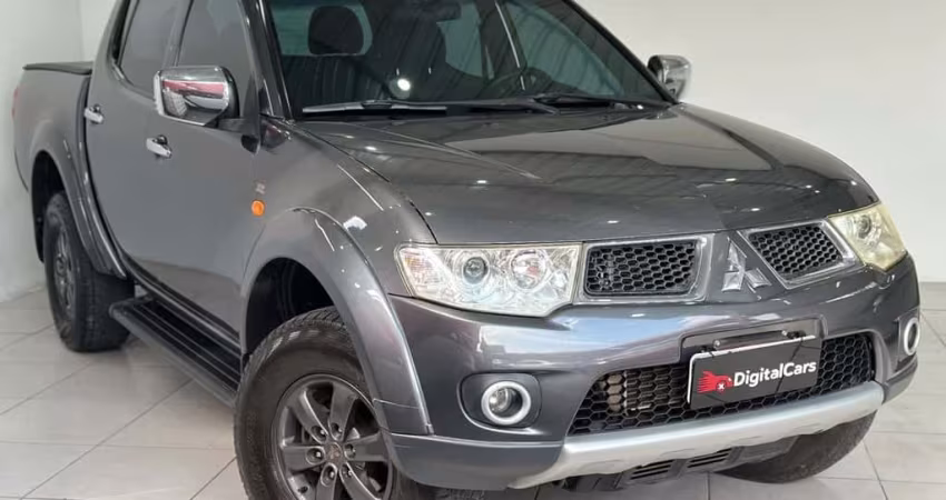 MITSUBISHI L-200 TRITON 4X4 HPE 3.2 CD AUTOMATICO (DIESEL)2013