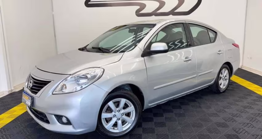 NISSAN VERSA 16SL FLEX 2014