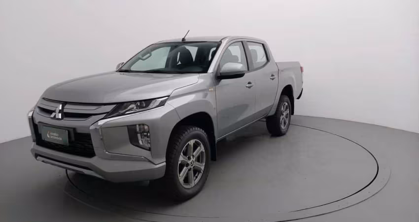 Mitsubishi L200 triton 2023 2.4 16v turbo diesel sport gls cd 4p 4x4 automático