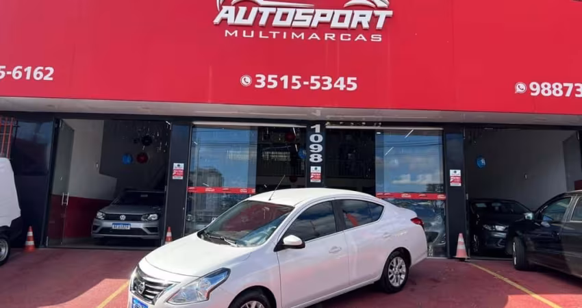 NISSAN VERSA 16SV CVT 2018