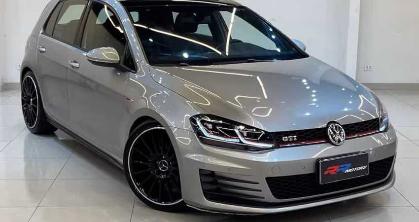 VOLKSWAGEN GOLF GTI AD 2015
