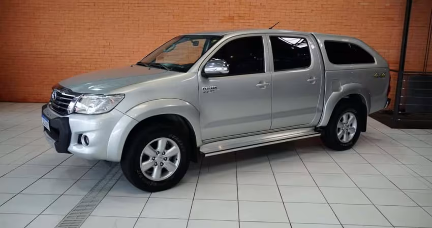 TOYOTA HILUX CD4X4 SRV 2014