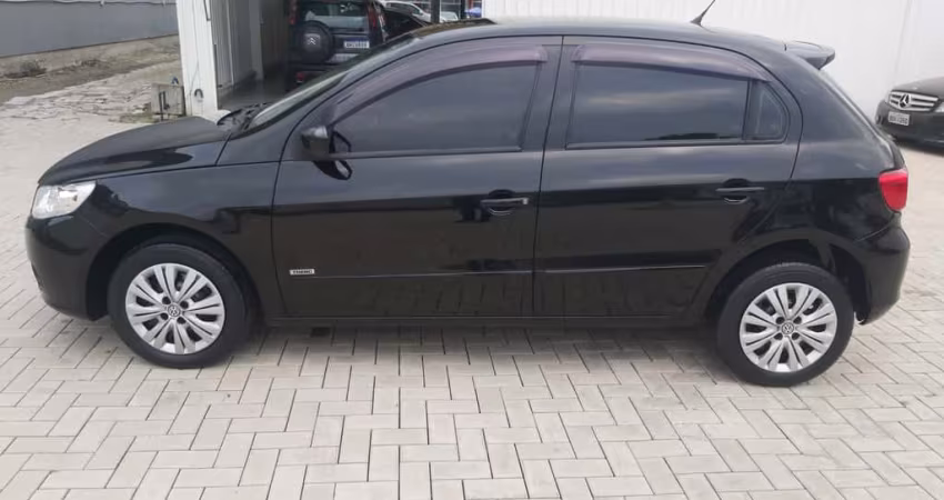 Volkswagen Gol (novo) 1.0 Mi Total Flex 8V 4p