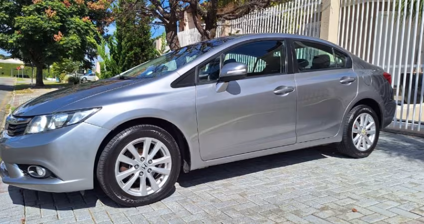 Honda Civic LXR 2.0 Flex  2014    AT