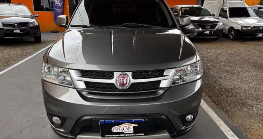Fiat FREEMONT 2.4 EMOTION 16V GASOLINA 4P AUTOMÁTICO
