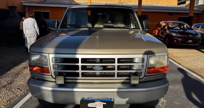 Ford F-1000 2.5 XL TROPICAL 4X2 CD 8V TURBO DIESEL 4P MANUAL
