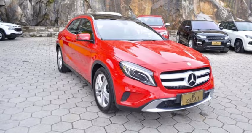 Mercedes-Benz Gla 200 VISION 1.6 TURBO AT - Vermelha - 2015/2015