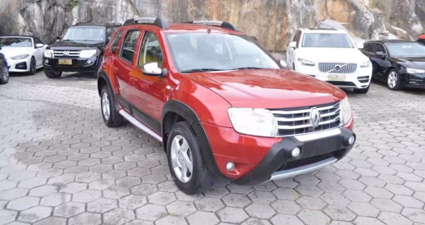 Renault Duster DYNAMIQUE 2.0 MT  - Vermelha - 2012/2013