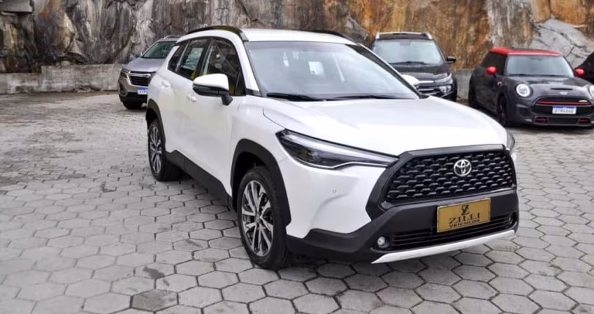 Toyota Corolla Cross XRE 2.0 AT  - Branca - 2021/2022