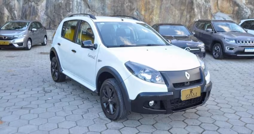 Renault Sandero STEPWAY 1.6 TWEED AT - Branca - 2013/2014