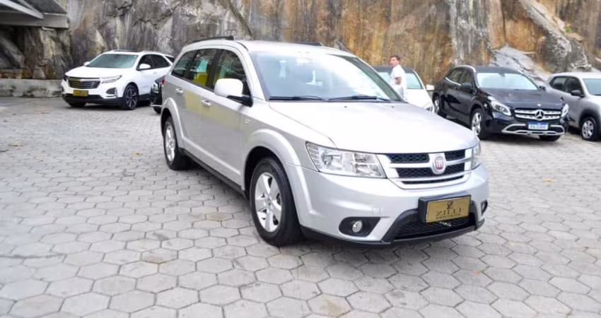 Fiat Freemont PRECISION 2.4 AT6 - Prata - 2012/2013