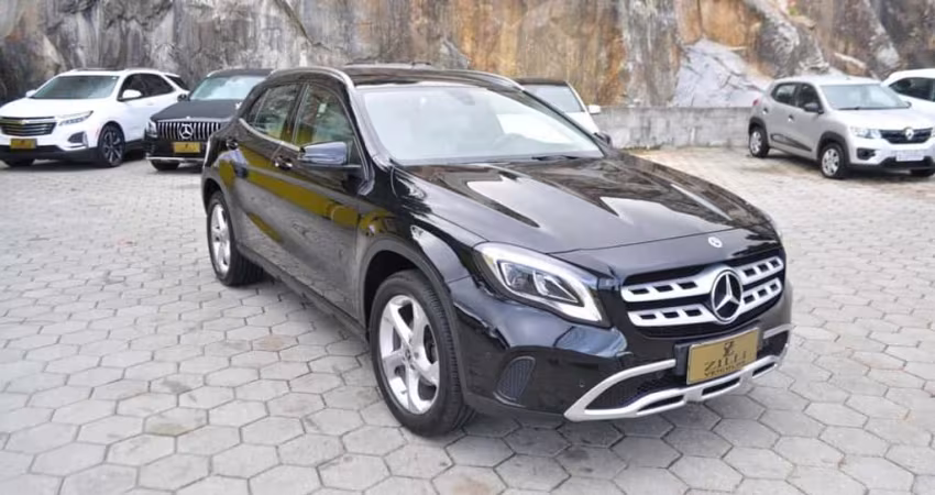 Mercedes-Benz Gla 200 ADVANCE 1.6 TURBO AT  - Preta - 2019/2020
