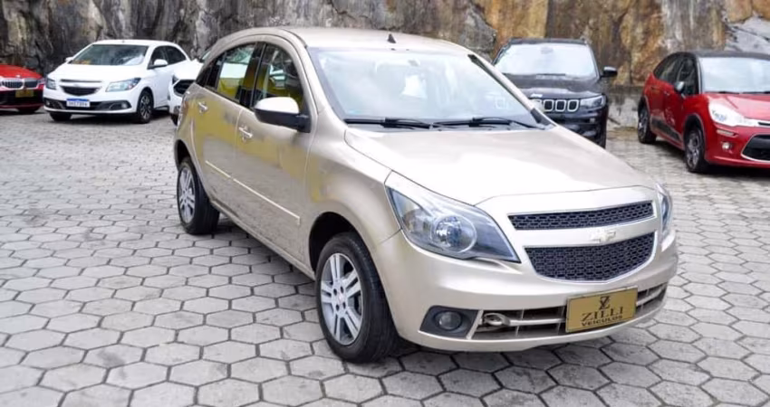 Chevrolet Agile LTZ 1.4 MT - Bege - 2013/2013