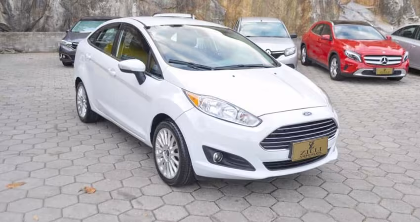 Ford New Fiesta Sedan TITANIUM 1.6 AT - Branca - 2013/2014