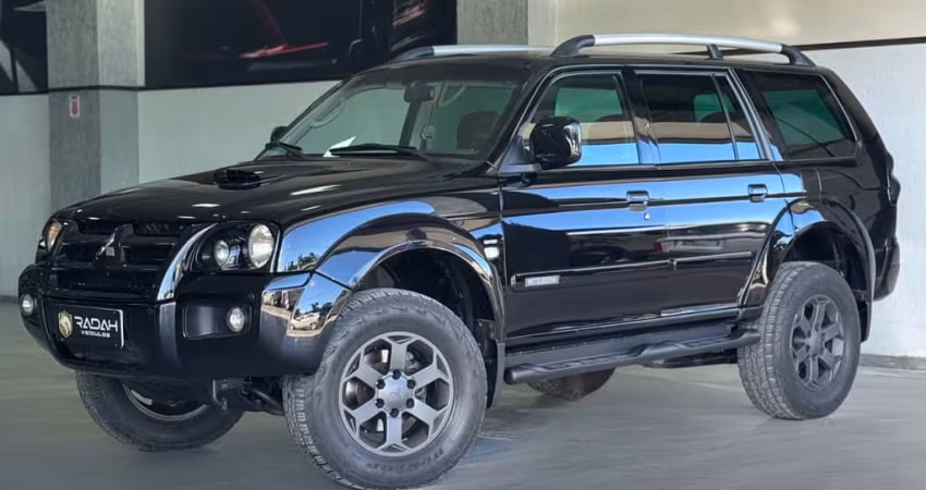 MITSUBISHI PAJERO Sport HPE 2.5 4x4 Diesel Aut.
