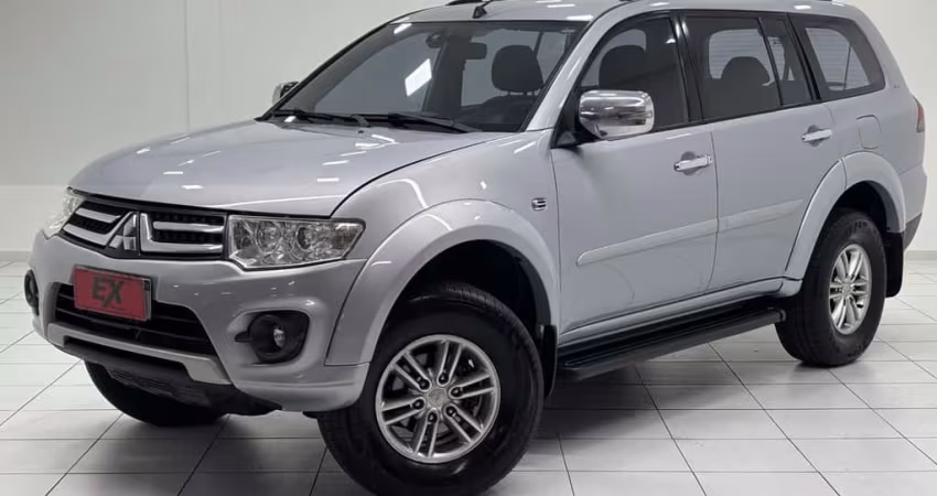 MITSUBISHI PAJERO DAKAR 4X4 AUTOMATICO 7 LUGARES DIESEL 2015