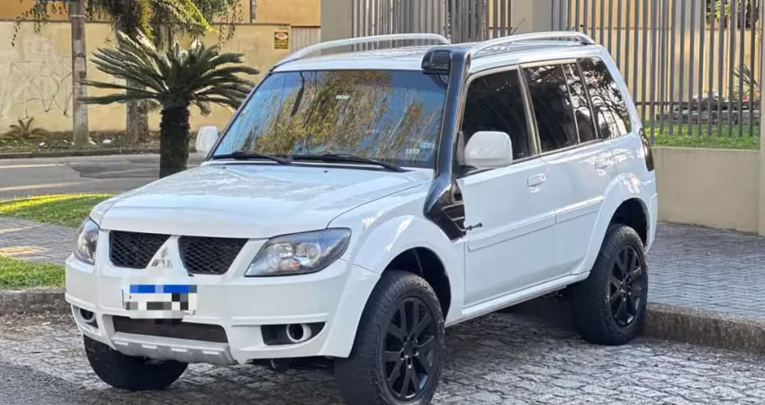 MITSUBISHI PAJERO TR4 2.0 4X4 16V 140CV FLEX 4P AUTOMATICO 2015