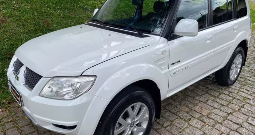 MITSUBISHI PAJERO TR4 4X4-MT 2.0 16V 2012