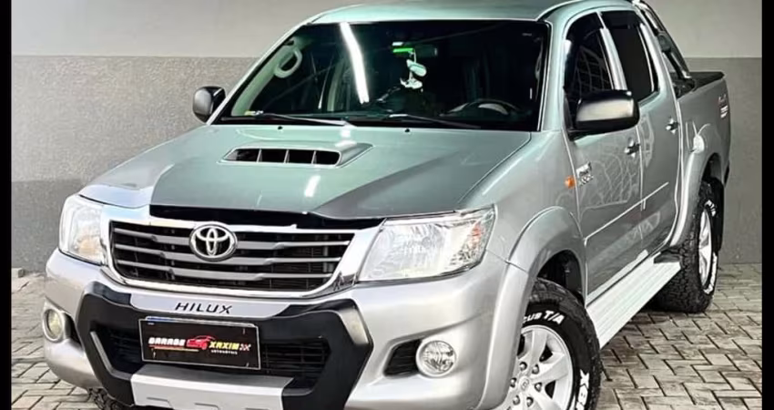 TOYOTA HILUX CD4X4 STD 2015