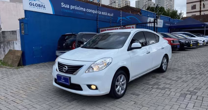 NISSAN VERSA 16SL FLEX 2014