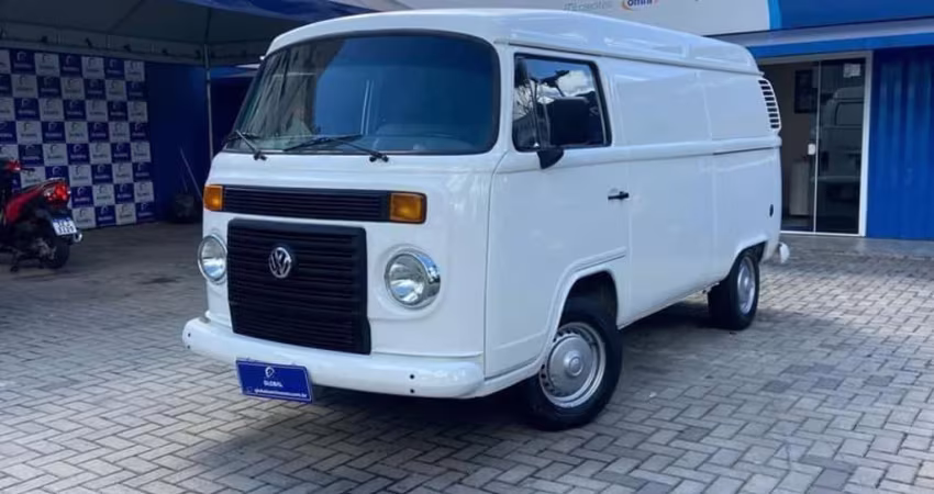 VOLKSWAGEN KOMBI FURGAO 2010