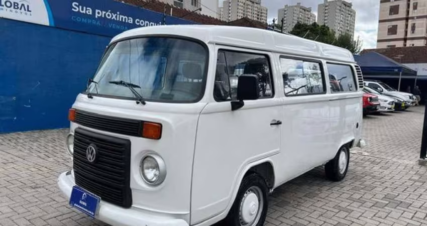 VOLKSWAGEN KOMBI 2012