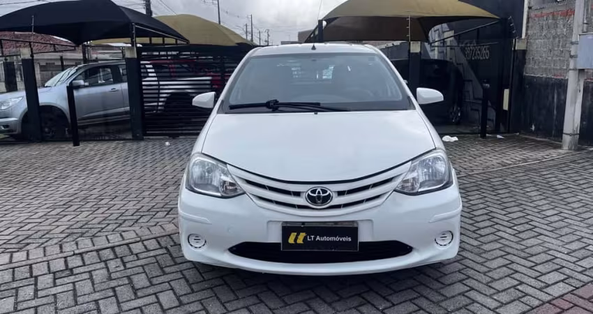 TOYOTA ETIOS 1.5 XS 16V 4P