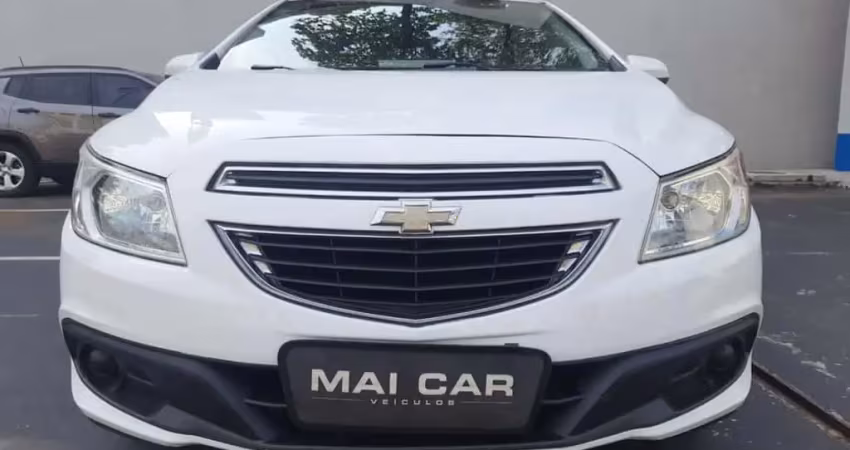 Chevrolet Onix 2013 1.0 mpfi lt 8v flex 4p manual