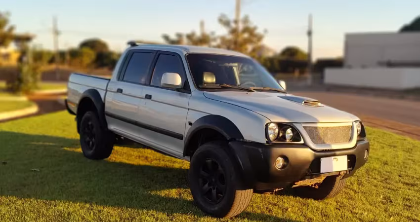 Caminhonete L200 OUTDOOR 