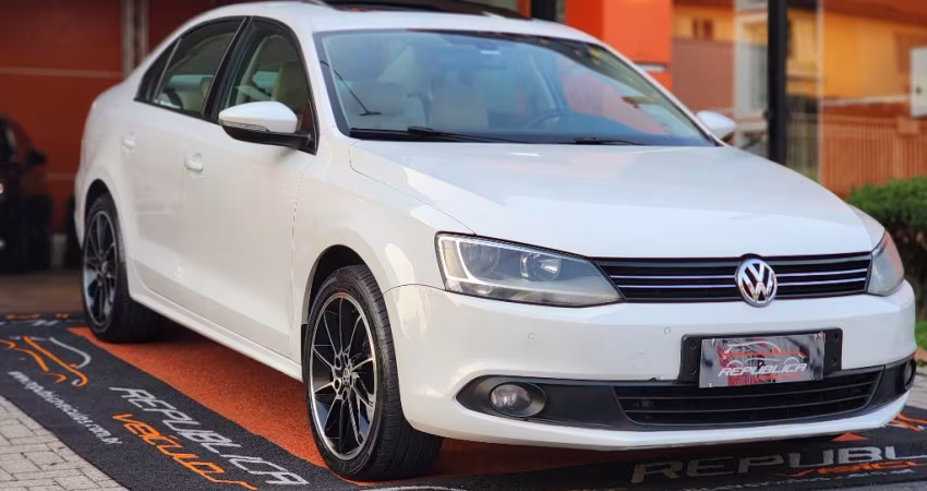VOLKSWAGEN JETTA 2.0 AUT 2014/2014