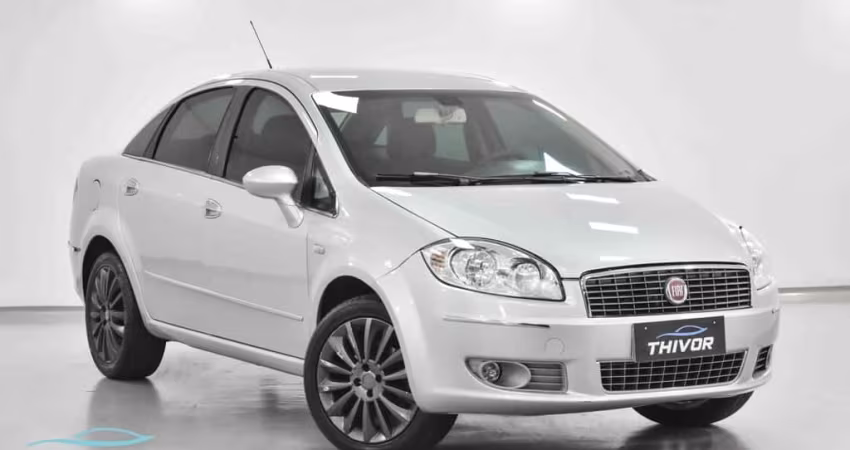 Fiat Linea 2013 1.8 essence 16v flex 4p automatizado