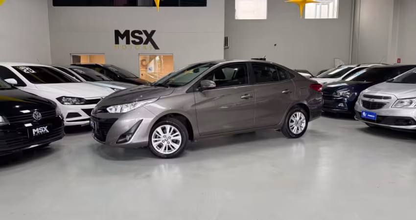 Toyota Yaris Sedan Flex Automático