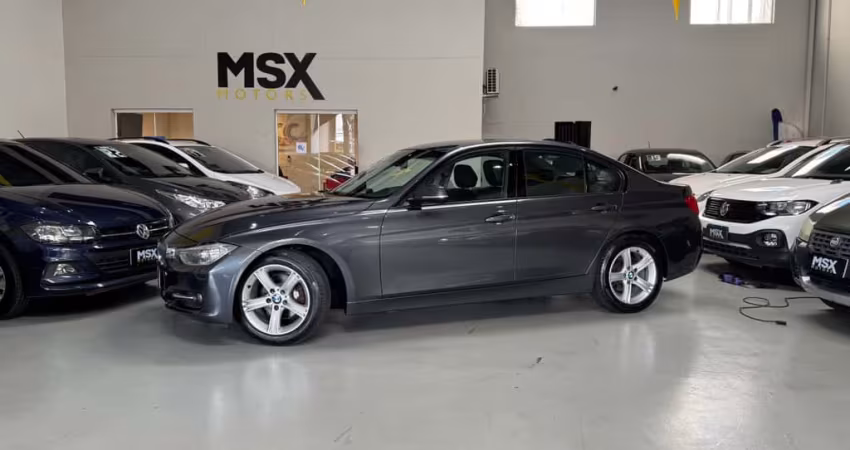 BMW 320i Flex Automático