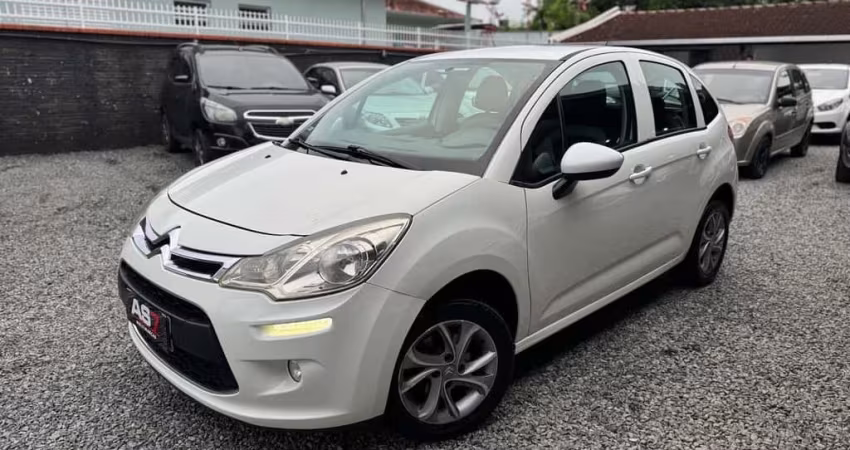 Citroën C3 Attra/Origine Pack 1.5 Flex 8V 5p Mec  - Branca - 2015/2016