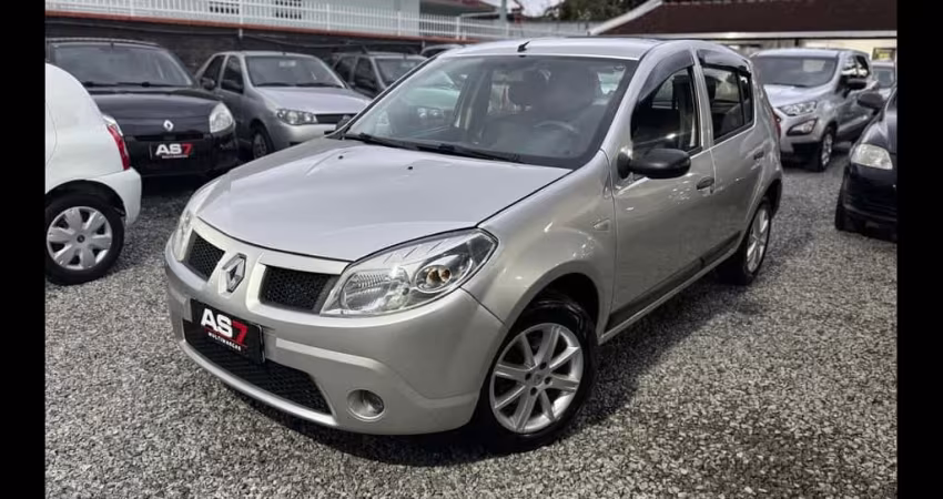 Renault Sandero Expression Hi-Flex 1.6 8V 5p  - Prata - 2009/2009