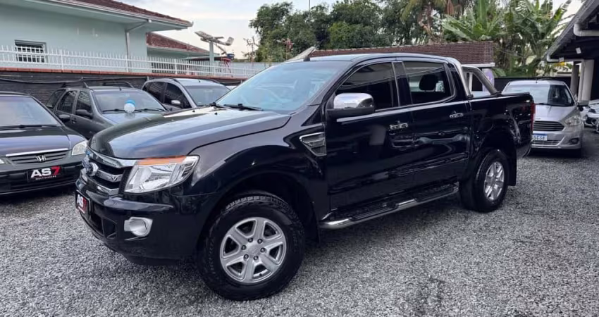 Ford Ranger XLT 3.2 20V 4x4 CD Diesel Aut.  - Preta - 2015/2015
