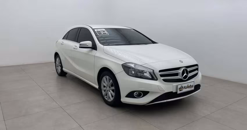 MERCEDES-BENZ A 200 1.6 TURBO STYLE  GASOLINA AUT. 2014