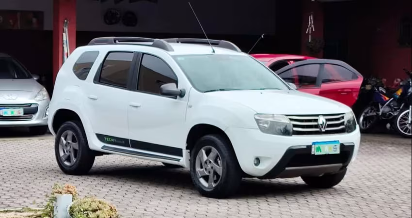 RENAULT DUSTER 20 D 4X2A 2015