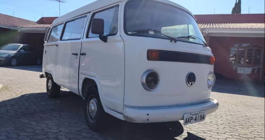 VOLKSWAGEN KOMBI 2003