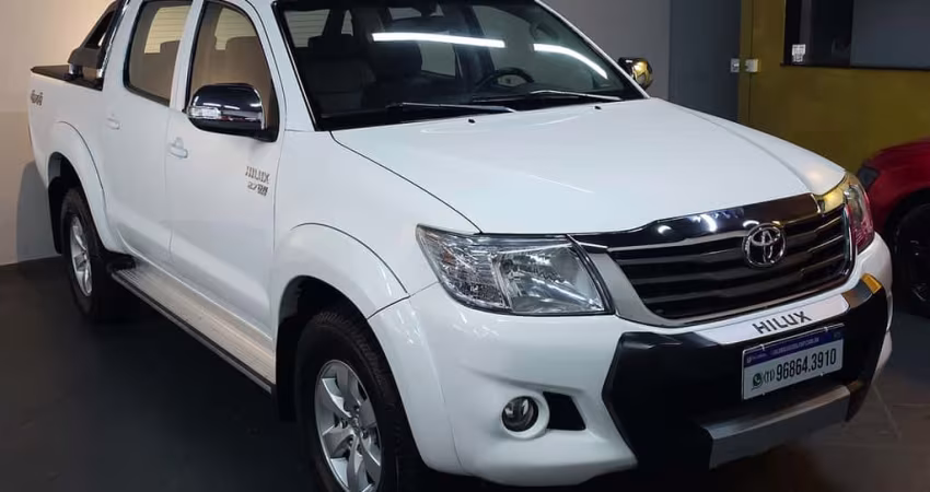 TOYOTA HILUX CD SRV 4x4 2.7 Flex 16V Aut.