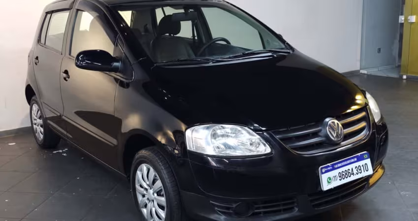 VOLKSWAGEN FOX Route 1.0 Mi Total Flex 8V 5p