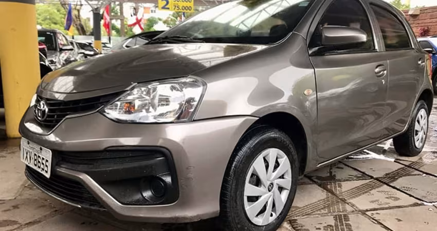Toyota ETIOS 1.3 X 16V FLEX 4P MANUAL