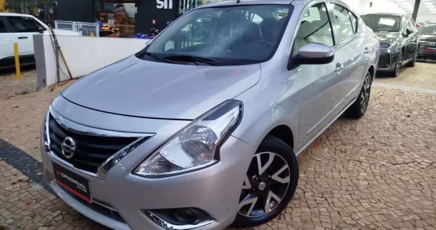 Nissan Versa 2017 1.6 16v flex unique 4p xtronic