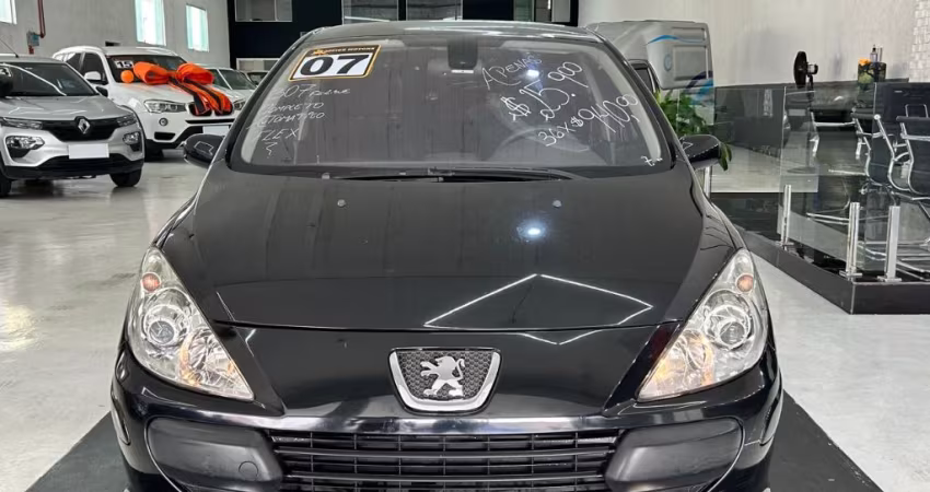 Peugeot 307 Hatch. Feline 2.0 16V (flex) (aut)
