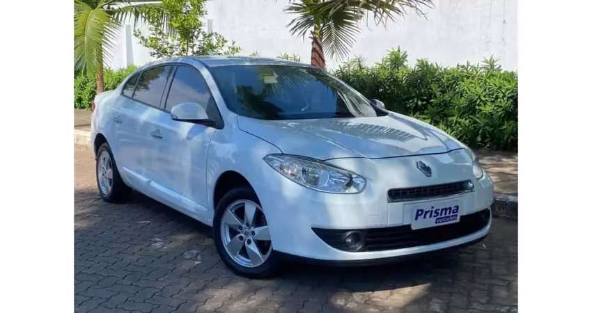 Renault Fluence Sed. Dynamique 2.0 16V FLEX Mec.  - Branca - 2012/2013